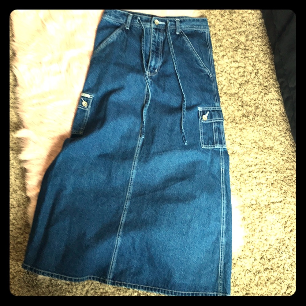 Long denim skirt!